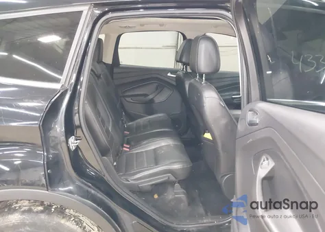 2017 Ford Escape Titanium из США, поврежденный, VIN 1FMCU9J90HUB75898